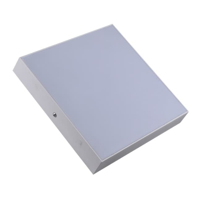 Overflatemontert smalrammepanel Light Square PC